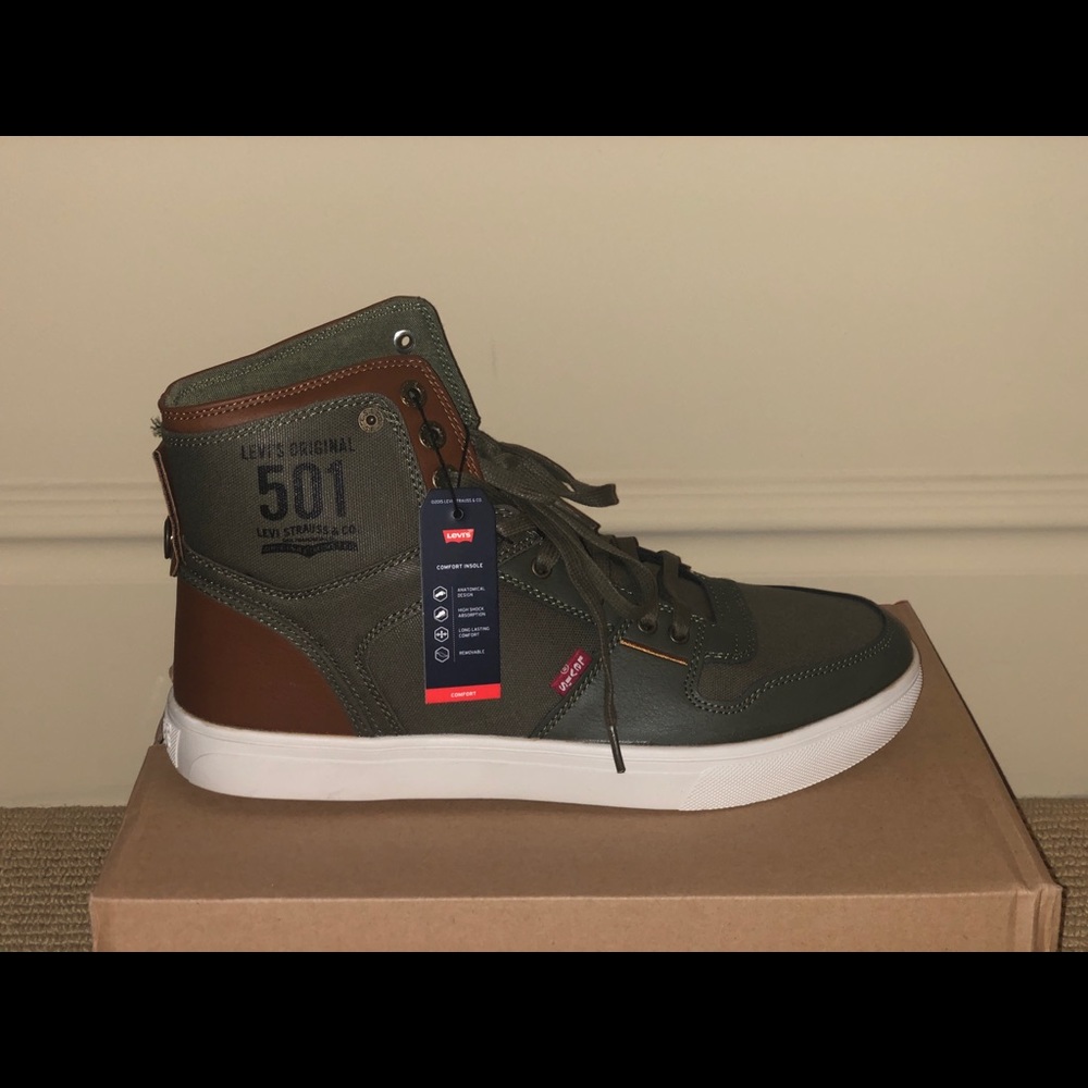 Levi’s green hightop men shoes 11